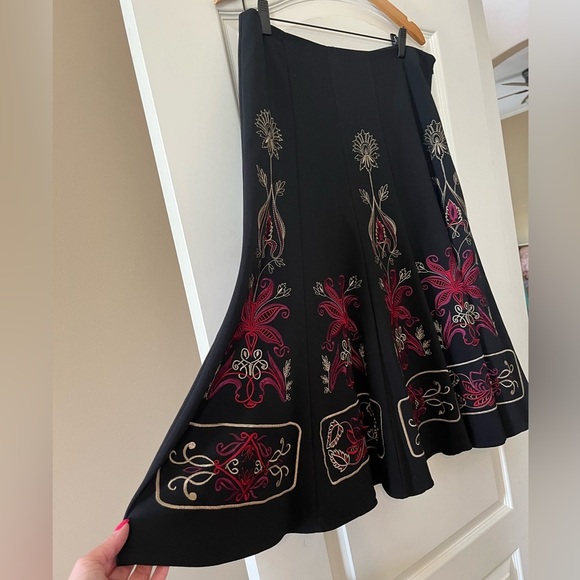 Sunny Leigh Elegant Black Patterned Mid-Length Skirt Women’s Size 14 - Picture 6 of 16